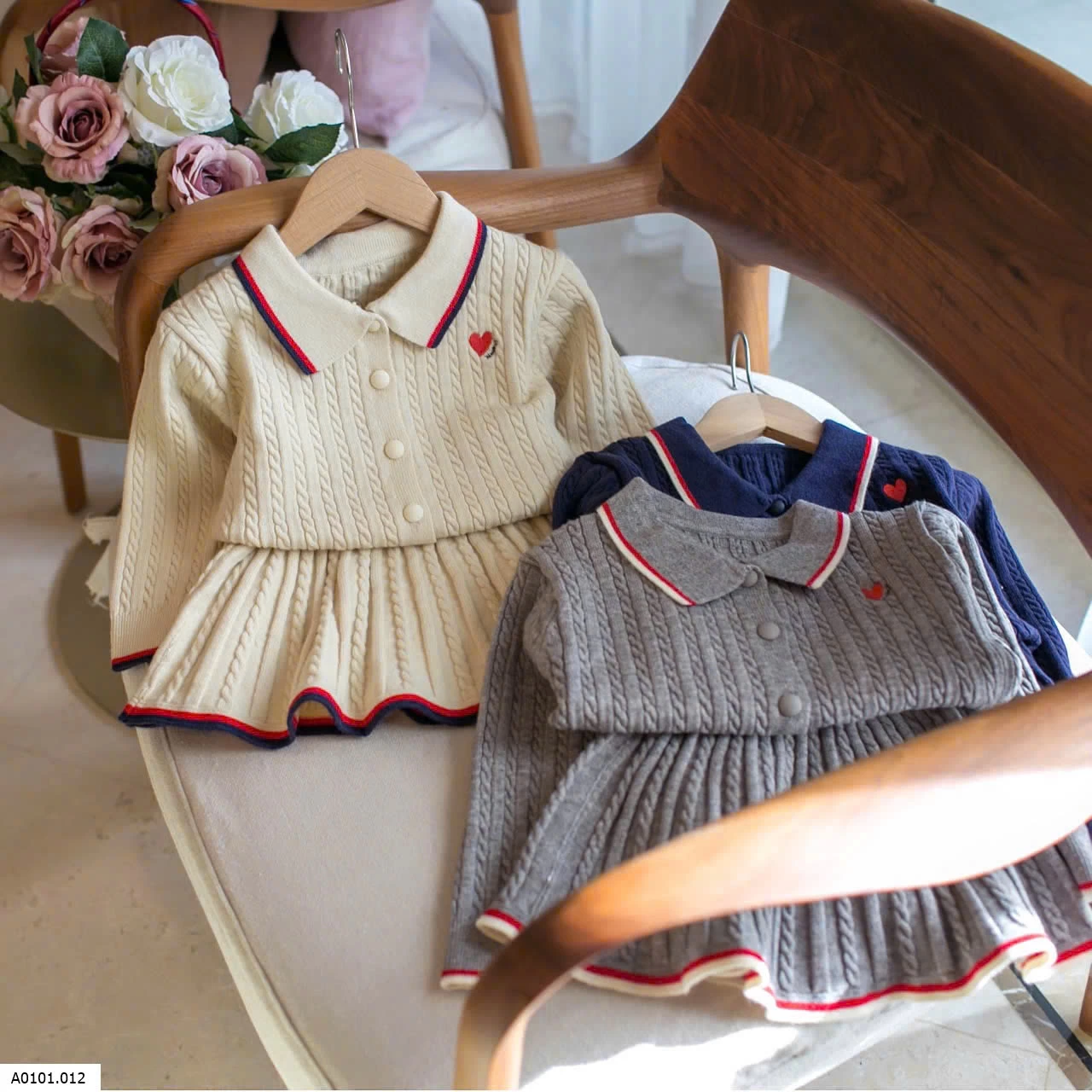 SET LEN HỌA TIẾT TRÁI TIM CHO BÉ Giá sỉ 215k