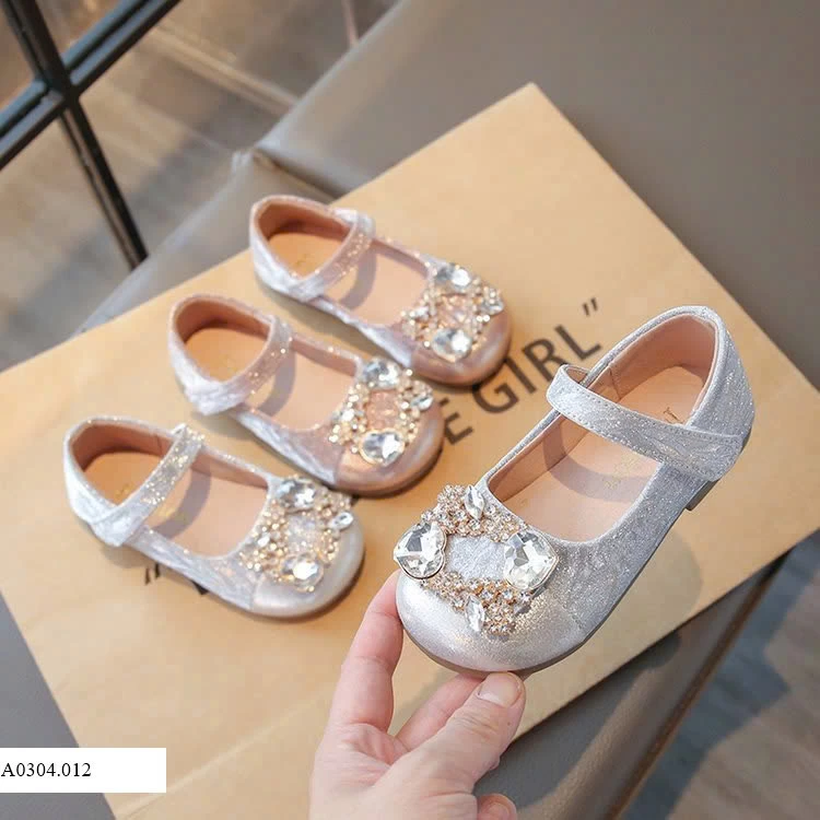GIÀY BÚP BÊ CHO BÉ GÁI   Giá sỉ như sau: sz 23-25: 110k sz 26-30: 120k sz 31-36: 130k