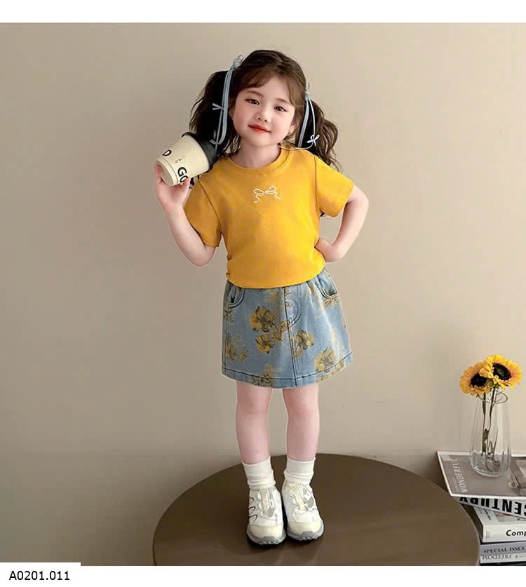 SÉT ÁO VÀNG MIX CV JEANS HOA  Giá sỉ 209k