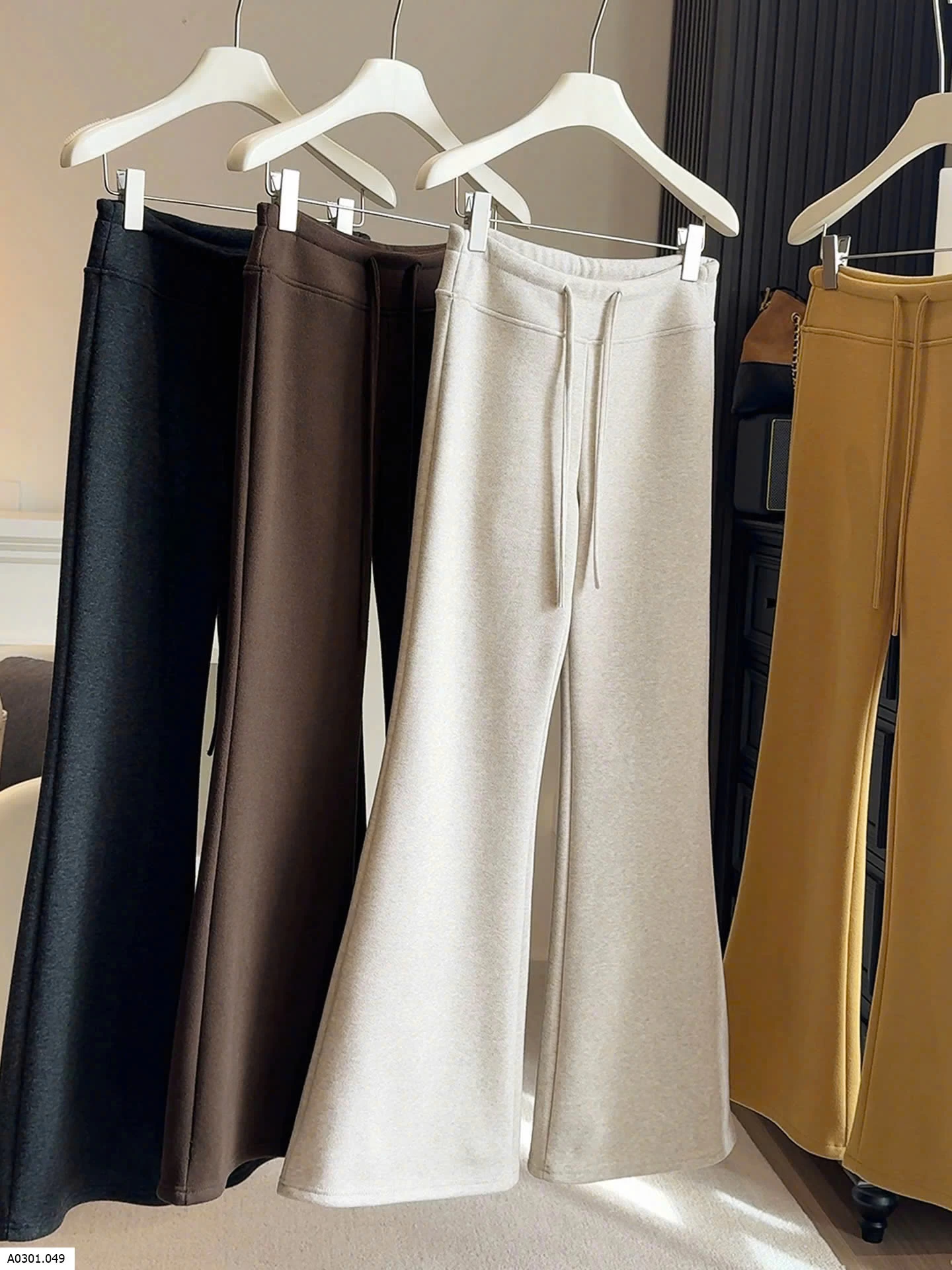 QUẦN ỐNG LOE RÚT DÂY ANNA Giá sỉ 217k