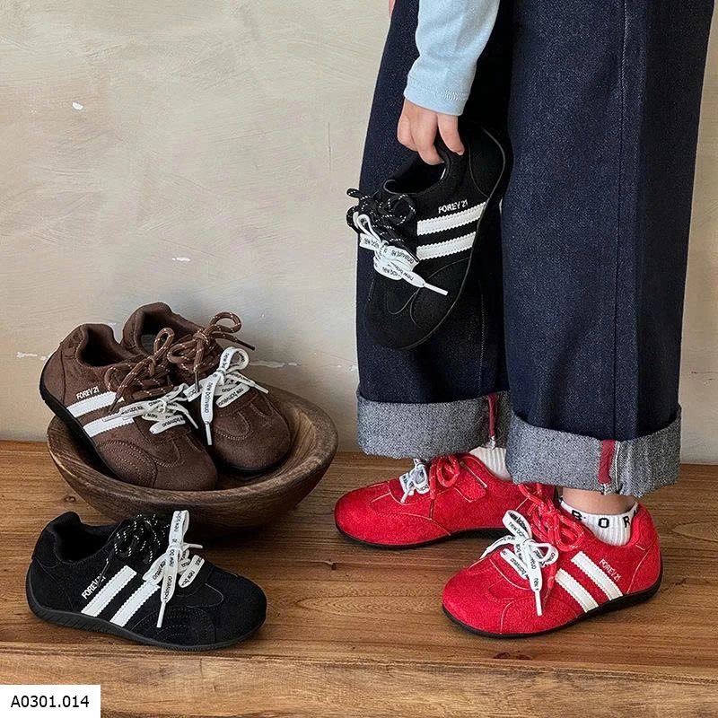 GIÀY THỂ THAO 2 DÂY FOREVER21   Giá sỉ 165k